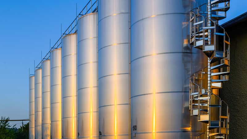Вертикальные цилиндрические резервуары для нефти и продуктов ее переработки